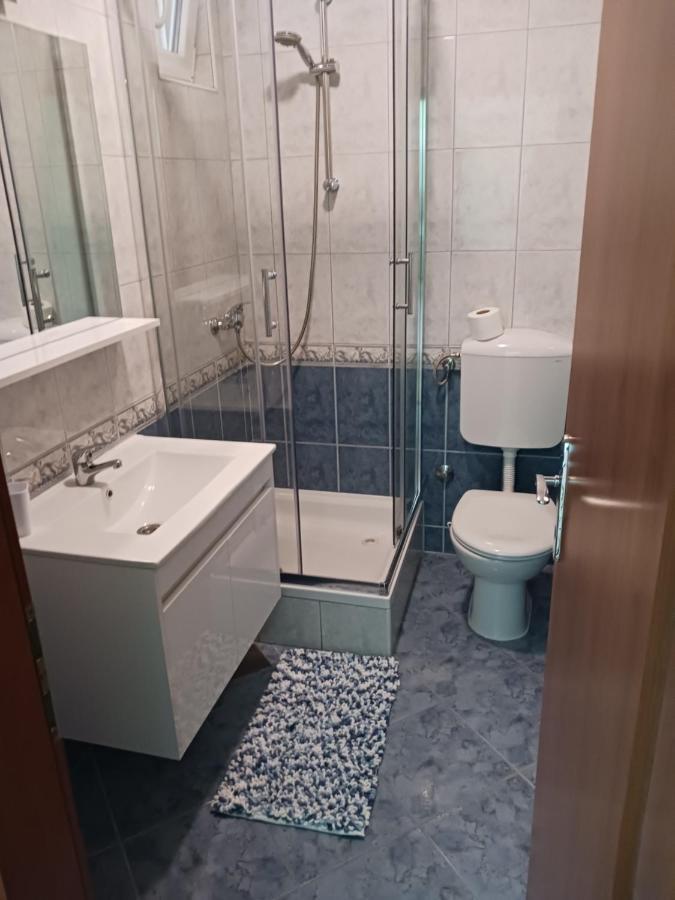 Apartmani Petra Примоштен Экстерьер фото
